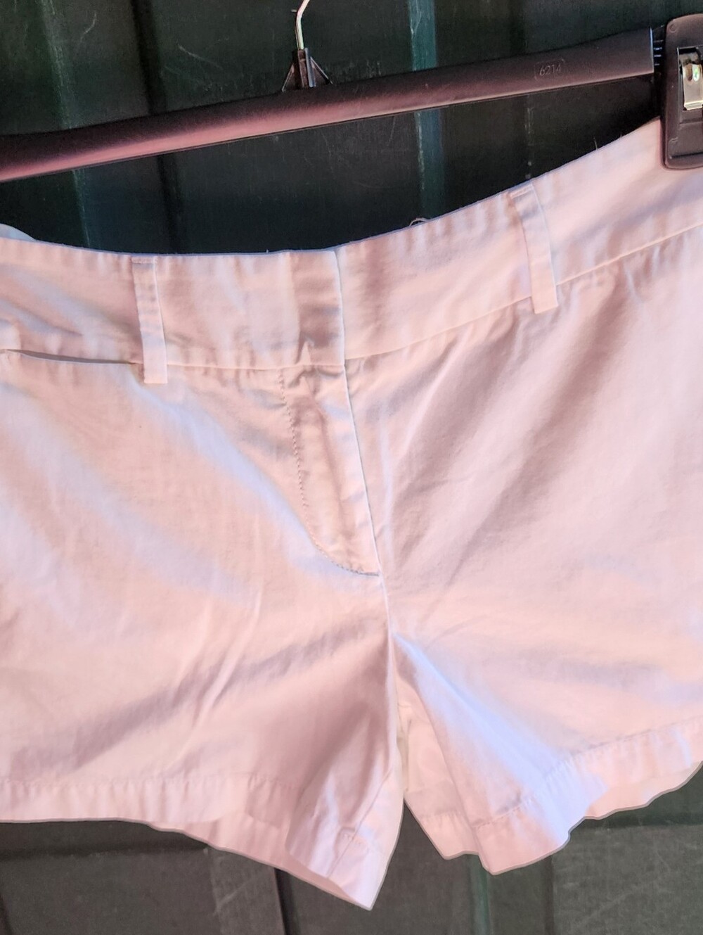 LOFT White Everyday Chino Shorts Size 6